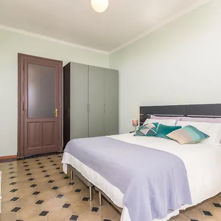 Agnelli Vicino Al Pala Alpitour By Wonderful Italy Turyn